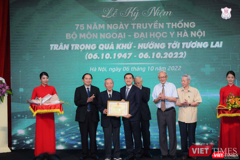 VT_GS Trieu nhan BK.jpeg