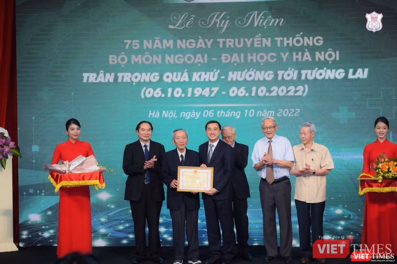 VT_GS Trieu nhan BK.jpeg