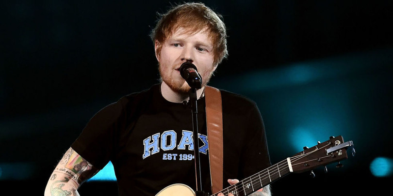 Ed Sheeran - chủ nhân của các bản hit nổi tiếng như Perfect, Shape of You, Thinking Out Loud, ...
