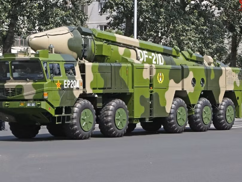 Loại tên lửa chống hạm DF-21D được Trung Quốc gọi là "Sát thủ tàu sân bay" có thể đã được phóng thử ra Biển Đông cuối tuần qua