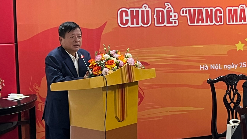 Ông Phạm Đức Long.png