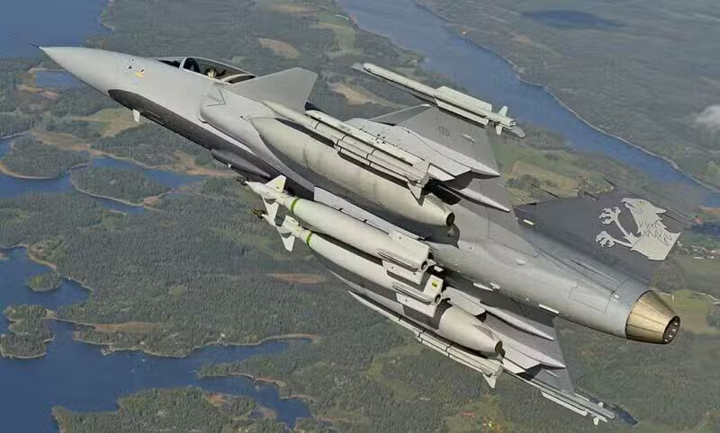 Gripen E.F.png