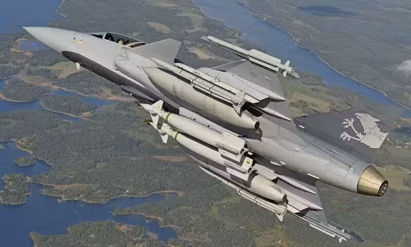 Gripen E.F.png