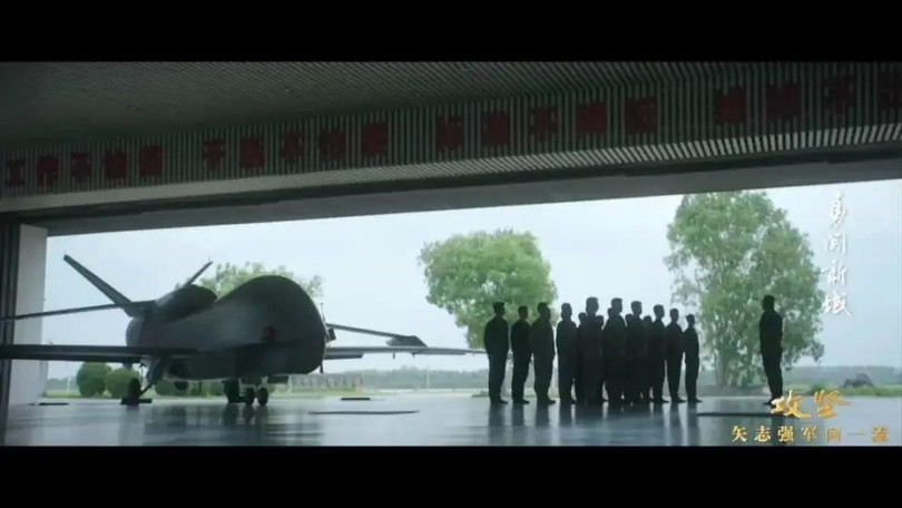 WZ-10 va cac phi cong.jpg