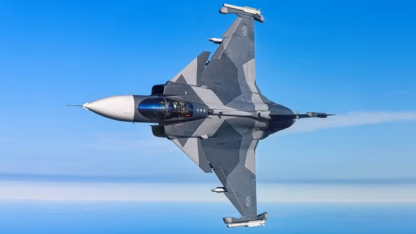 Gripen-E bay thu 2019.png