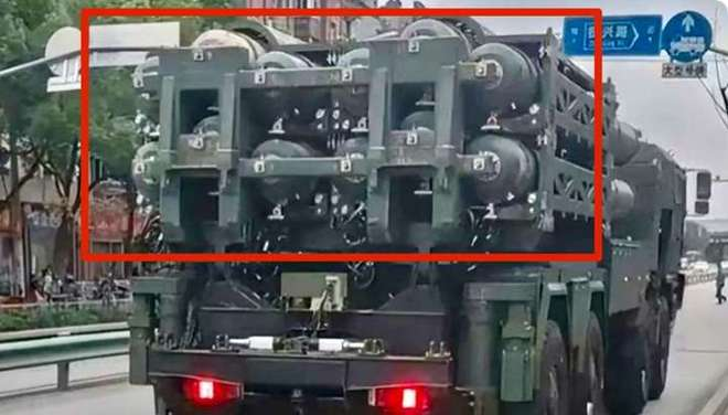 Hình ảnh chụp màn hình cho thấy hệ thống HQ-16C có 12 quả đạn. Ảnh: QQnews.