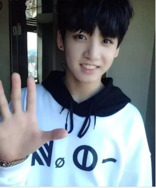 Trước khi trở thành ngôi sao lớn, thành viên BTS được phát hiện như thế nào? ảnh 22