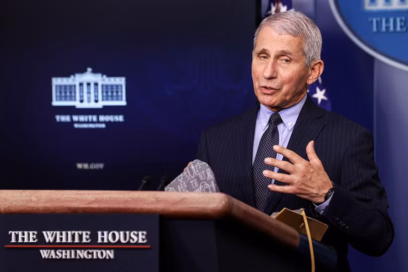 Ong Trump chỉ trích mạnh mẽ ông Anthony Fauci vi đã xử lý dịch bệnh không thỏa đáng (Ảnh: AP).