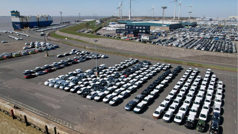 Xe ô tô sẽ tăng giá trong tương lai. Ảnh: SCMP.