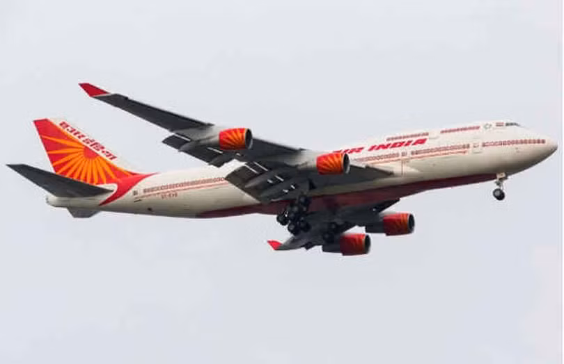 Thủ tướng Pakistan quyết định không cho chuyên cơ của Tổng thống Ấn Độ Kovind bay qua không phận khiến quan hệ hai bên càng căng thẳng thêm. Ảnh: Sohu