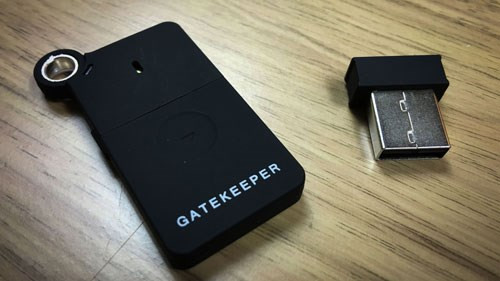GateKeeper 2.0 như một bộ ổ khoá có chìa khoá cho máy tính.