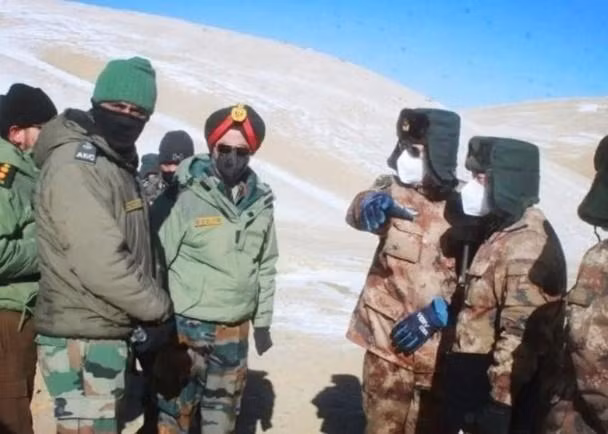 Cuộc đàm phán lần thứ 13 cấp quân đoàn giữa chỉ huy hai bên không đạt kết quả, căng thẳng trên biên giới Trung - Ấn vẫn tiếp diễn (Ảnh: Dwnews).