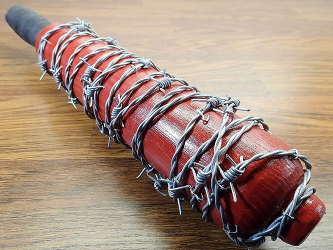 Lang nha côn tự chế lính Trung Quốc sử dụng trong vụ xung đột tại Thung lũng Galwan tháng 6/2020 (Ảnh: Đông Phương).