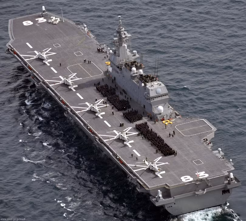 Tàu Izumo trước khi hoán cải nâng cấp (Ảnh: Sunnews).