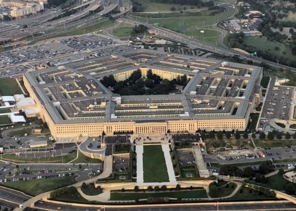 Lại thêm một nhà thầu quân sự của Lầu Năm Góc bị nghi ngờ làm gián điệp cho Trung Quốc (Ảnh: Đông Phương). Lại thêm một nhà thầu quân sự của Lầu Năm Góc bị nghi ngờ làm gián điệp cho Trung Quốc (Ảnh: Đông Phương).