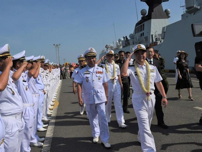 Tàu chiến Trung Quốc thăm cảng Sihanoukville năm 2019 (Ảnh: Dwnews). Tàu chiến Trung Quốc thăm cảng Sihanoukville năm 2019 (Ảnh: Dwnews).