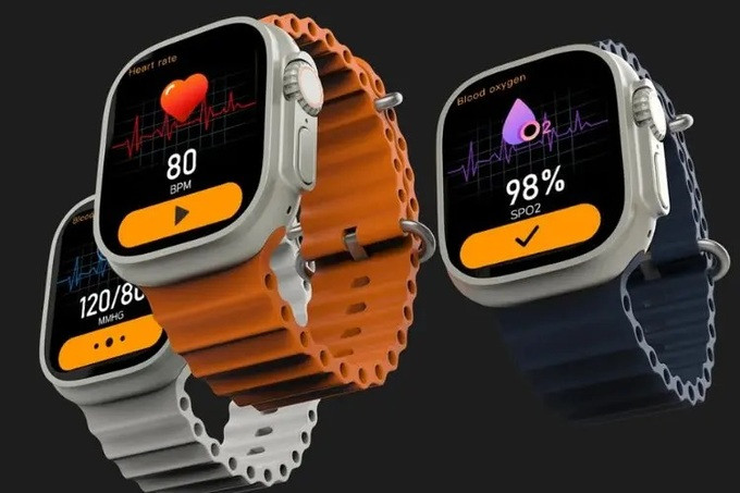 Pebble Cosmos Engage có thiết kế giống hệt Apple Watch Ultra, nhưng giá rẻ hơn rất nhiều (Ảnh: Pebble).