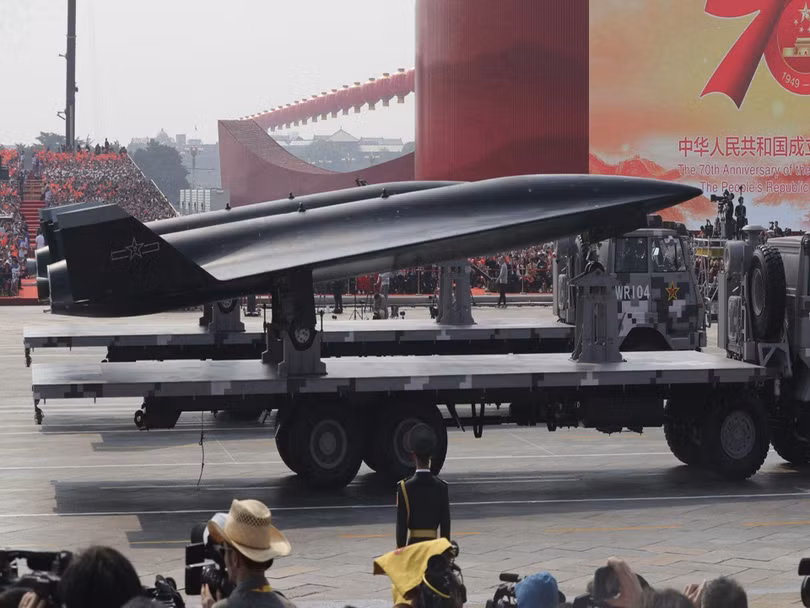 UAV siêu thanh WZ-8 tại cuộc duyệt binh 1/10/2019 (Ảnh: Xinhua).