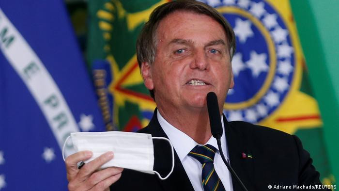 Tổng thống Brazil Jair Bolsonaro đến New York dự họp nhưng kiên quyết không tiêm chủng (Ảnh: Reuters).