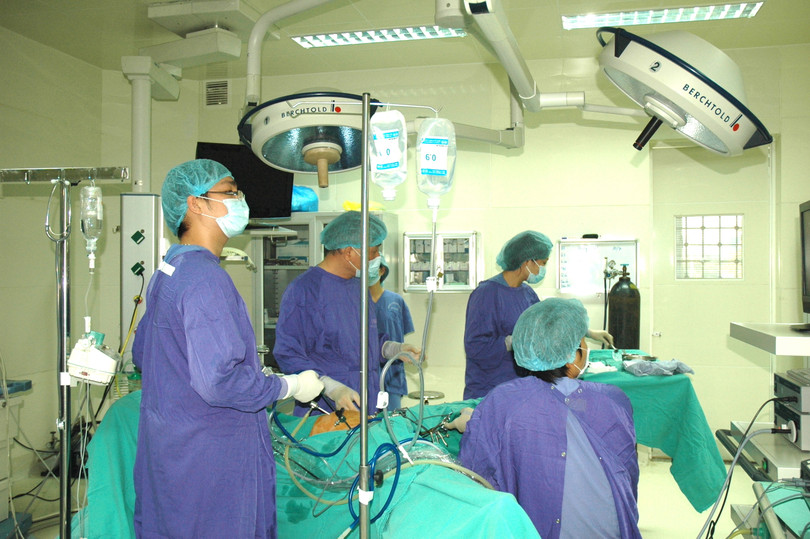 Ca biến chứng do bệnh phụ khoa phải phẫu thuật