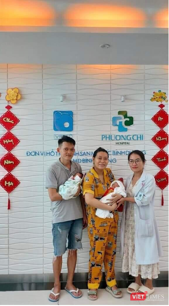 VT_Gia đình chị B.Lan đón bé song sinh.png