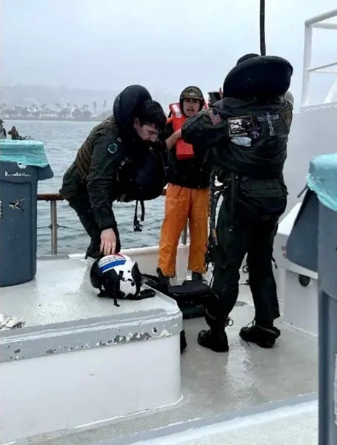 Phi cong duoc cuu.png