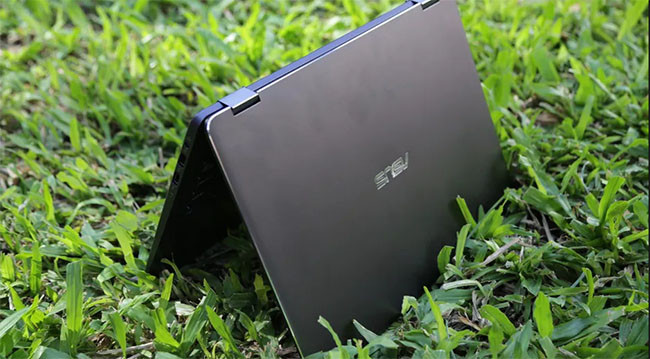 Laptop đang dần biến thành một chiếc điện thoại cỡ lớn ảnh 1