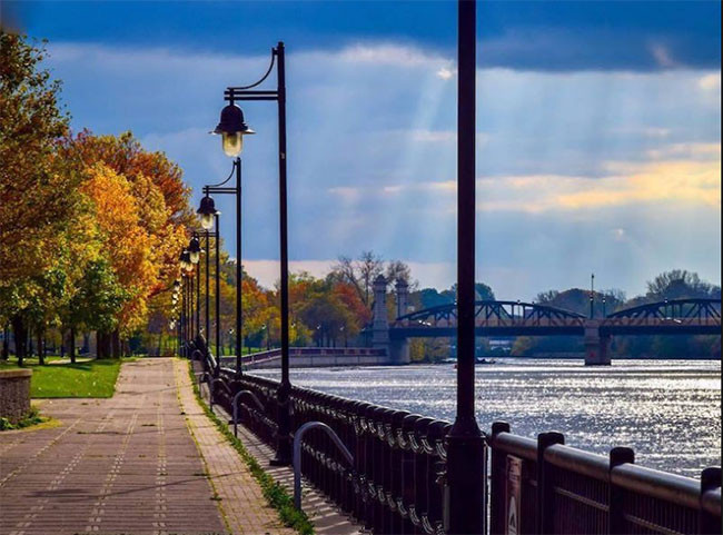 20 thành phố của Mỹ ai cũng muốn “dành cả thanh xuân” ở đó ảnh 11