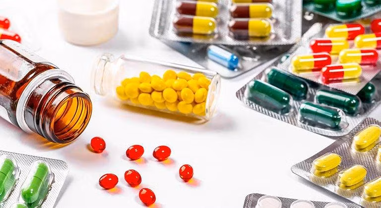 Gần 10.000 thuốc được gia hạn lưu hành sẽ góp phần giải được bài toán thiếu thuốc ở các BV