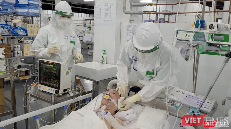 Chăm sóc bệnh nhân mắc COVID-19 nặng