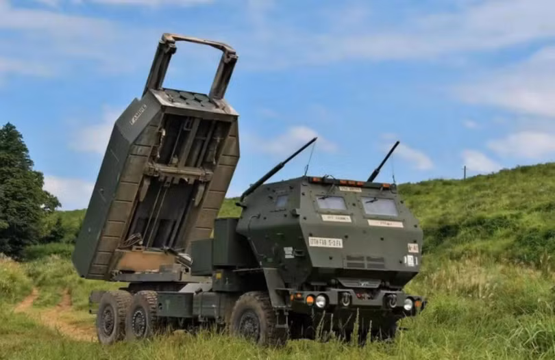 Dan phao phan luc HIMARS.png