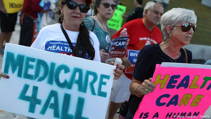 Kế hoạch Obamacare gây bất đồng sâu sắc giữa các phe ủng hộ hai ứng cử viên Donald Trump và Joe Biden (Ảnh: Getty).