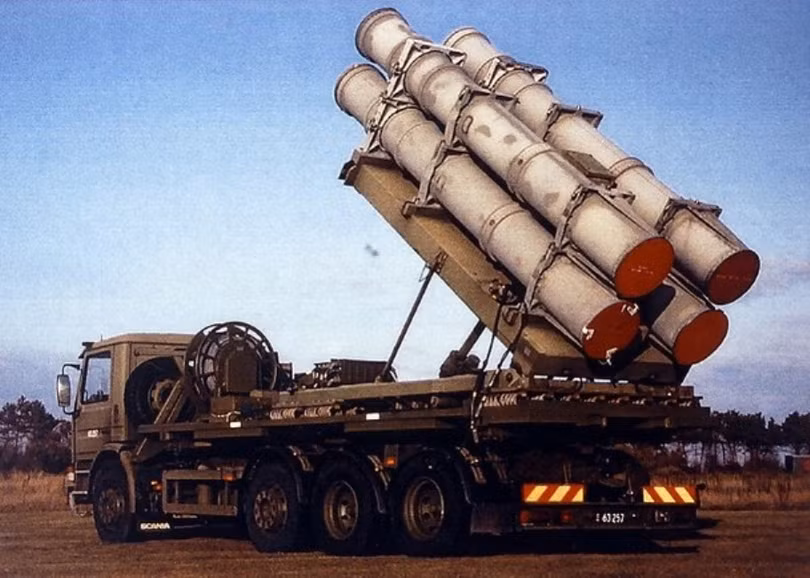 100 xe phóng cùng 400 đạn tên lửa hành trình bờ đối hạm Harpoon đã được Mỹ bán cho Đài Loan hôm 26/10 (Ảnh: Dongfang).