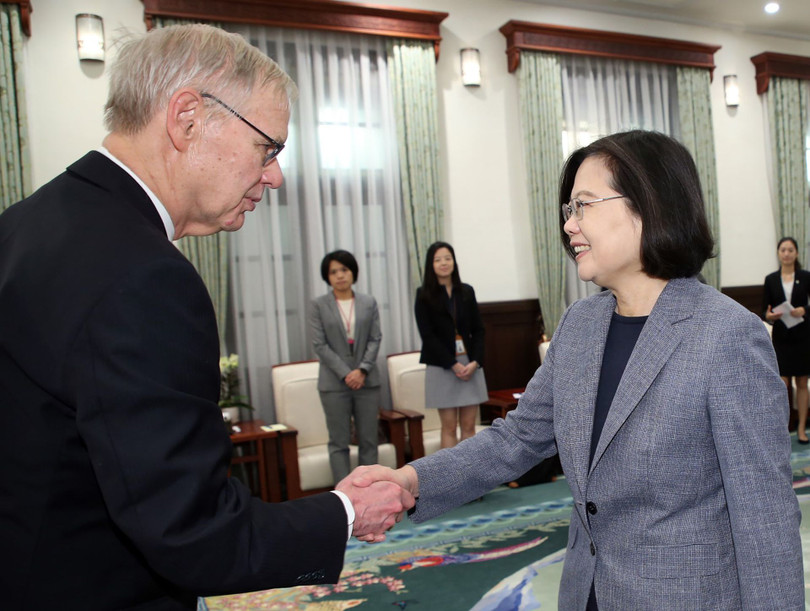 Theo Dự luật tăng cường quan hệ với Đài Loan, Giám đốc Hiệp hội Mỹ ở Đài Bắc (AIT) sẽ được nâng cấp thành Đại sứ (Ảnh: Dwnews).