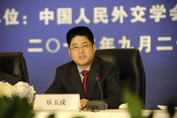 Thứ trưởng Ngoại giao Trung Quốc Lạc Ngọc Thành: "Việc gắn mác ngoại giao Chiến Lang cho Trung Quốc là phiên bản khác của thuyết mối đe dọa Trung Quốc (Ảnh: Apolo).