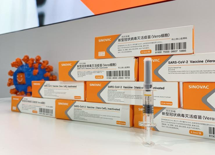 Ông Duterte tiết lộ nhiều binh sĩ Philippines đã được tiêm vaccine COVID-19 của Sinovac, Trung Quốc (Ảnh: CCTV).