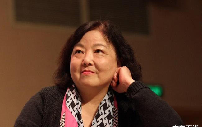 Nữ nhà văn Phương Phương được cho là liên quan đến vụ việc (Ảnh: Singtao).