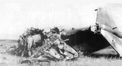 Phần đuôi chiếc máy bay trên thảo nguyên Onduhan (Ảnh: Toutiao).