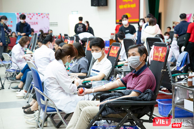 Lễ hội Xuân hồng trong buổi khai mạc Lễ hội Xuân hồng trong buổi khai mạc