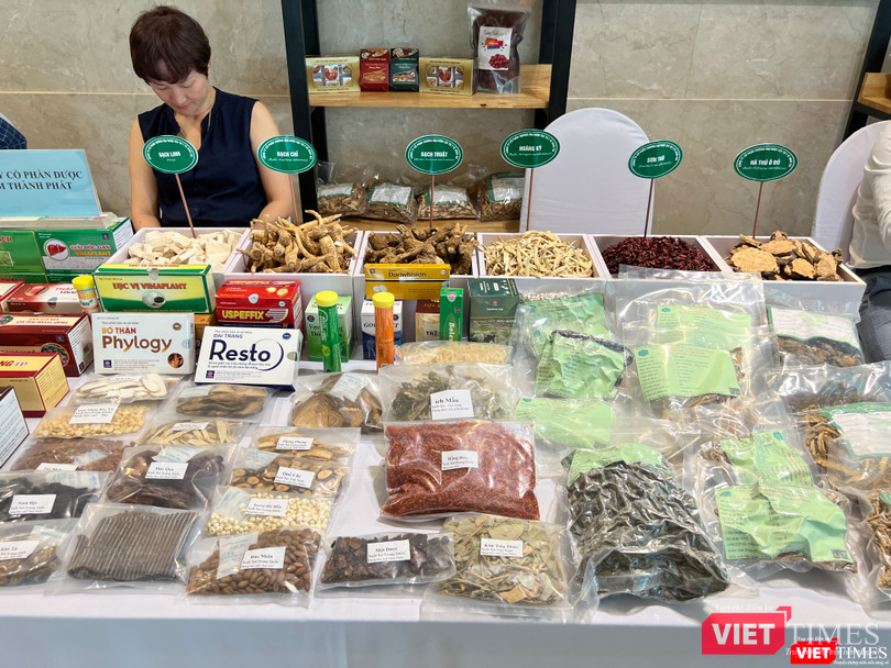 Nhiều cây thuốc truyền thống của Việt Nam rất được tin dùng