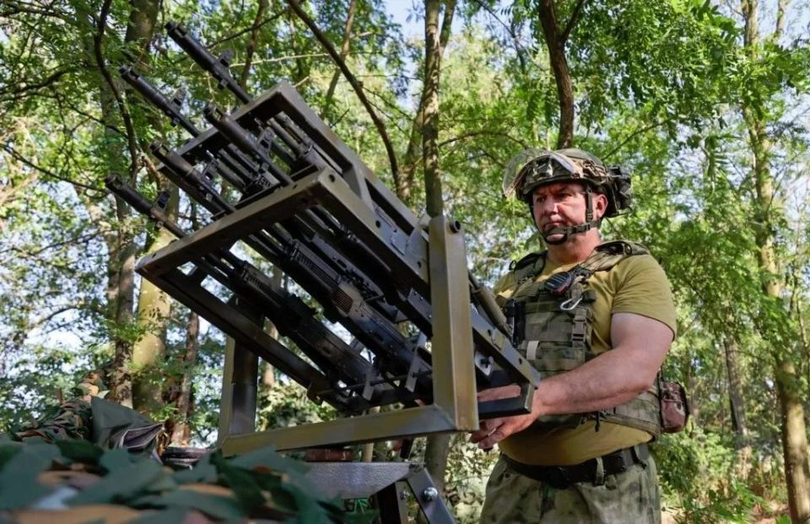 Xa thu dieu khien tay.png