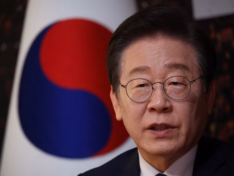 Chu tich Dang Dan chu.jpg