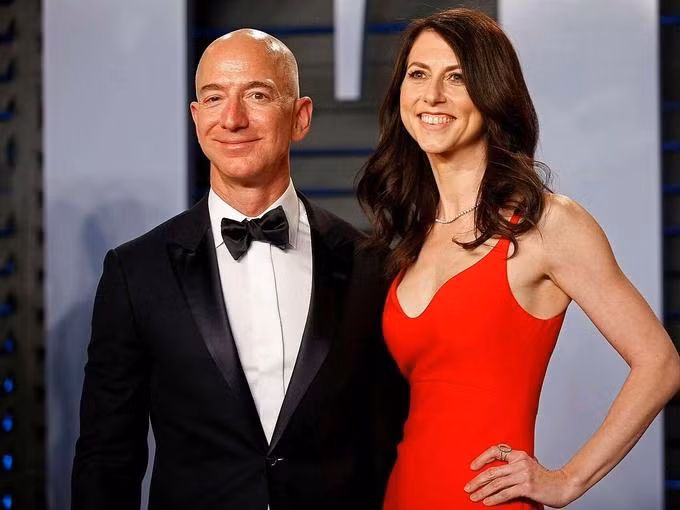 Jeff Bezos và vợ cũ MacKenzie Bezos tại Tiệc trao giải Oscar 2018. Ảnh: Reuters. Jeff Bezos và vợ cũ MacKenzie Bezos tại Tiệc trao giải Oscar 2018. Ảnh: Reuters.