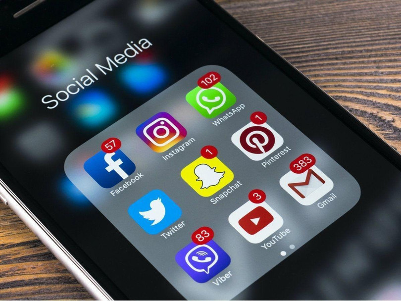 Apple rút khỏi mạng xã hội ảnh 3 Cần có quy định thống nhất trong vấn đề sử dụng mạng xã hội. Ảnh: India Times.