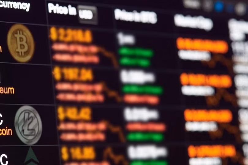 Nhiều nhà đầu tư tìm kiếm các phương thức khác để đa dạng hóa danh mục rót vốn của mình. Tiền số là một trong số đó. Ảnh: SCMP.