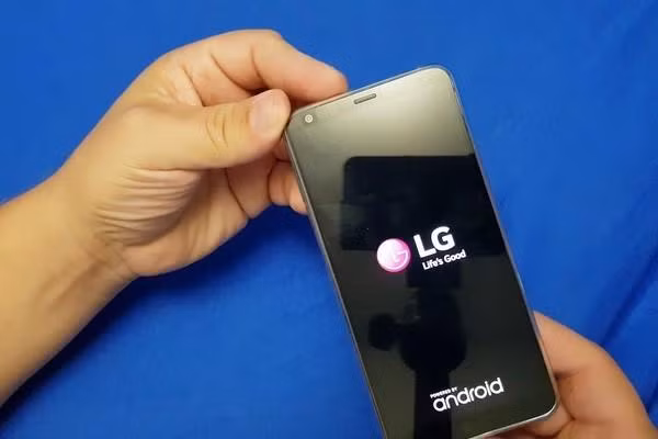 Lỗi bootloop khiến LG chịu tổn hại nặng nề về danh tiếng Lỗi bootloop khiến LG chịu tổn hại nặng nề về danh tiếng