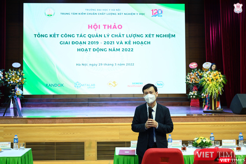 PGS.TS. Trần Huy Thịnh – Phó Giám đốc Trung tâm Kiểm chuẩn chất lượng xét nghiệm y học Trường Đại học Y Hà Nội PGS.TS. Trần Huy Thịnh – Phó Giám đốc Trung tâm Kiểm chuẩn chất lượng xét nghiệm y học Trường Đại học Y Hà Nội