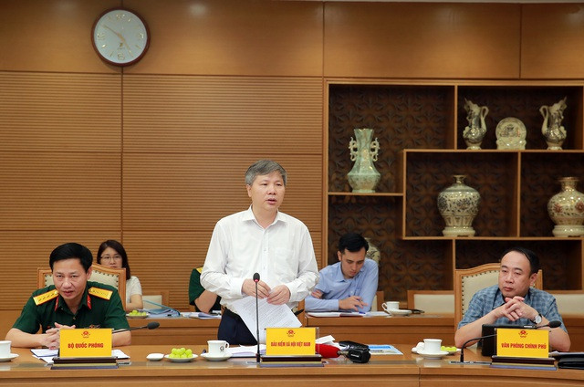 Phó Tổng Giám đốc Bảo hiểm xã hội Việt Nam Nguyễn Đức Hòa góp ý về cơ chế thanh toán, quyết toán chi phí KCB BHYT - Ảnh: VGP/Minh Khôi