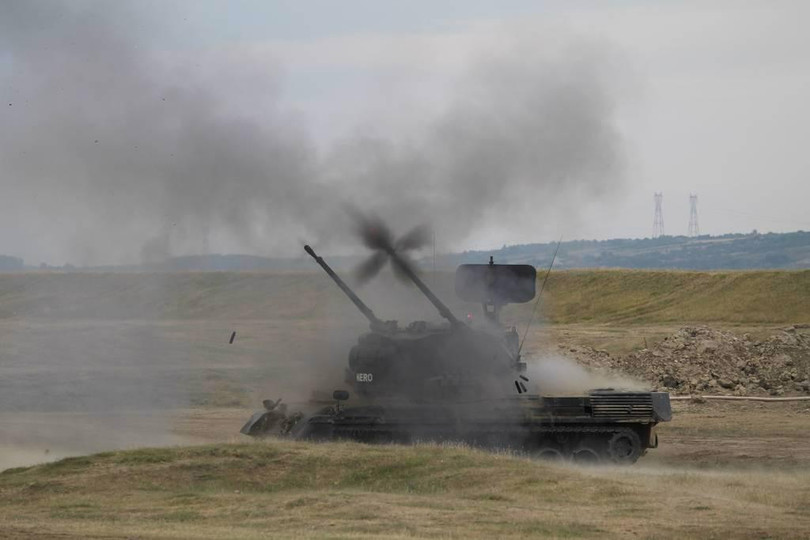 Xe tăng phòng không Gepard có tốc độ bắn 550 phát/phút, tầm bắn hiệu quả 4000 mét (Ảnh: Huanqiu).