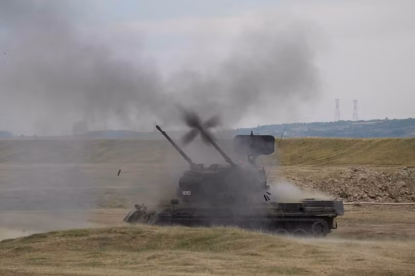 Xe tăng phòng không Gepard có tốc độ bắn 550 phát/phút, tầm bắn hiệu quả 4000 mét (Ảnh: Huanqiu).